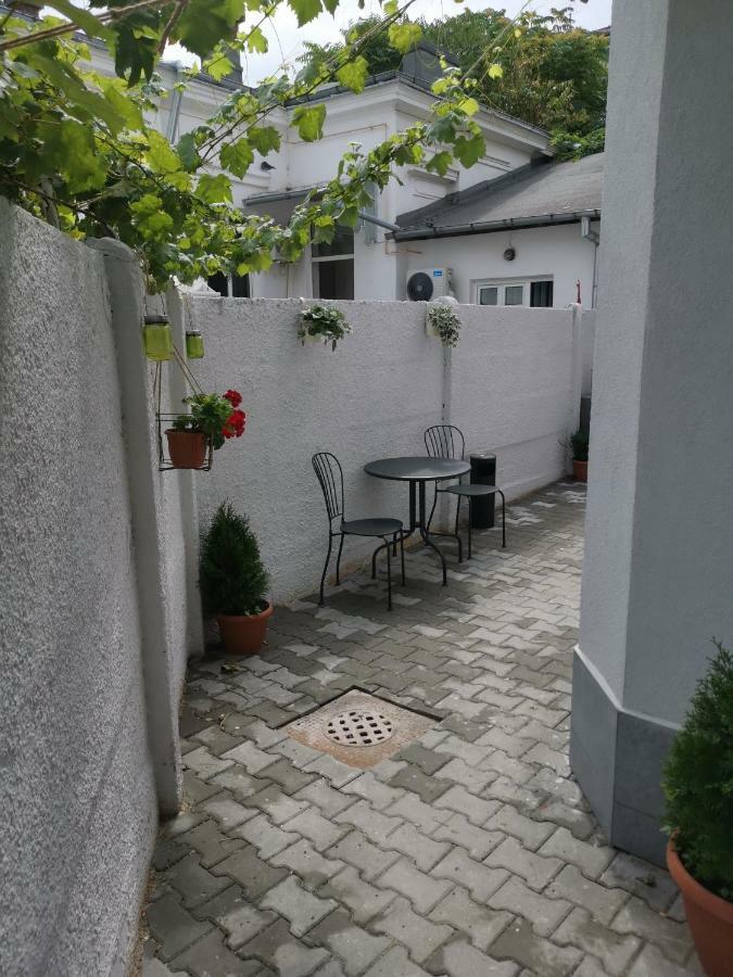 Maison 33 Bucarest