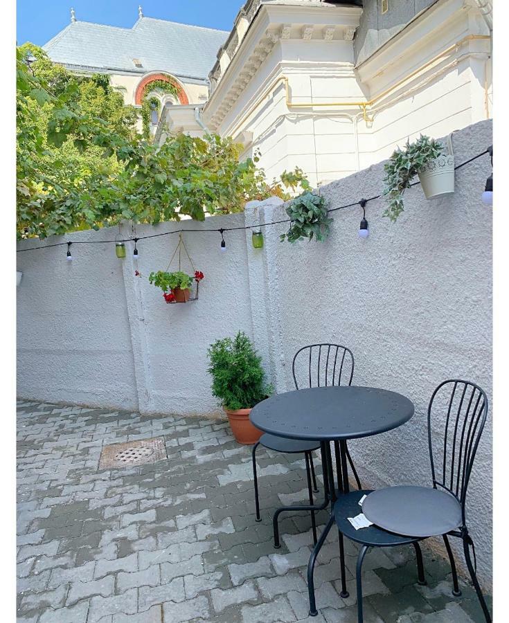 Apartment Maison 33 *