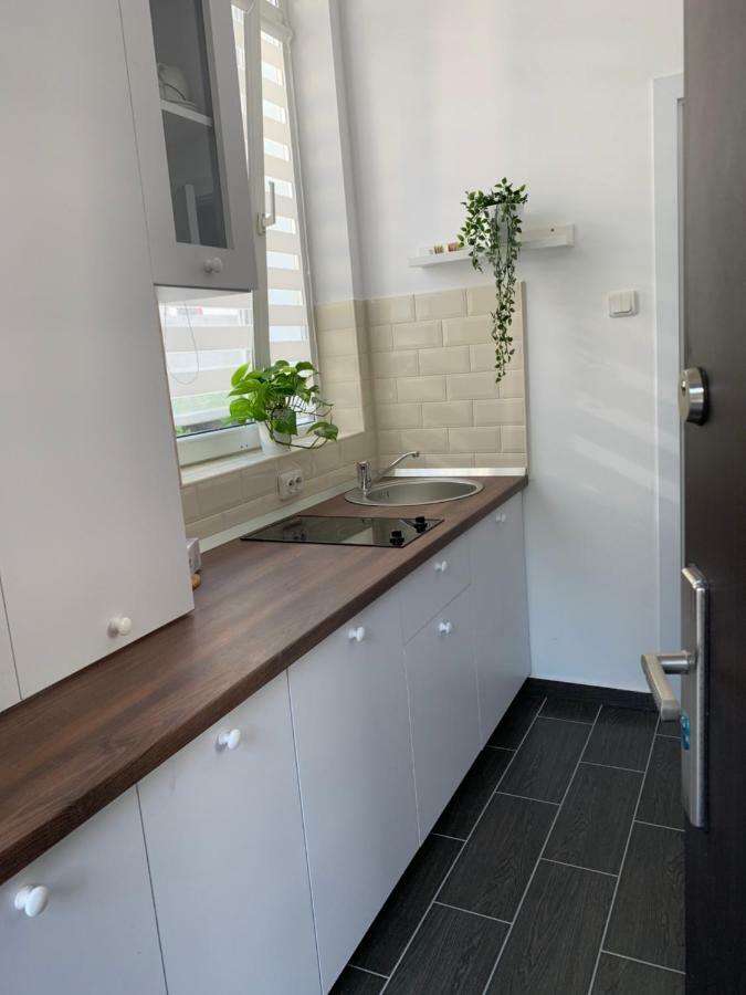 Maison 33 *
